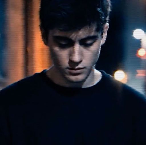 Screenshot: It's Not a-Question - Musikvideo 1